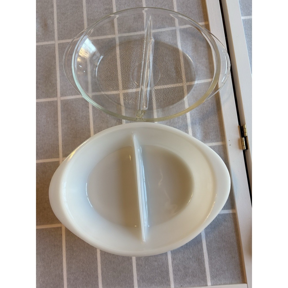 Vintage‎ Rare Large Glasbake Milk glass divided dish w Matching Divided Lid EUC - Picture 4 of 9